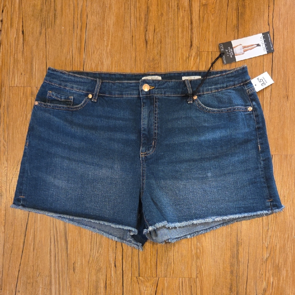 Sofia Vergara Denim Short